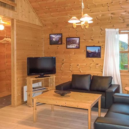 Amazing Home In Vallavik With House Sea View Vangsbygd Eksteriør billede